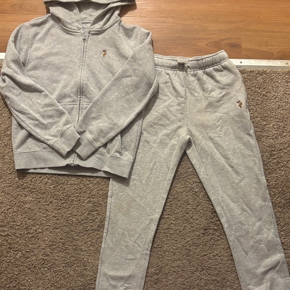 U.S. Polo Assn. Boys Youth Lg (10-12)Gray Sweatpants & Hoodie Set Gently Used - Picture 1 of 14